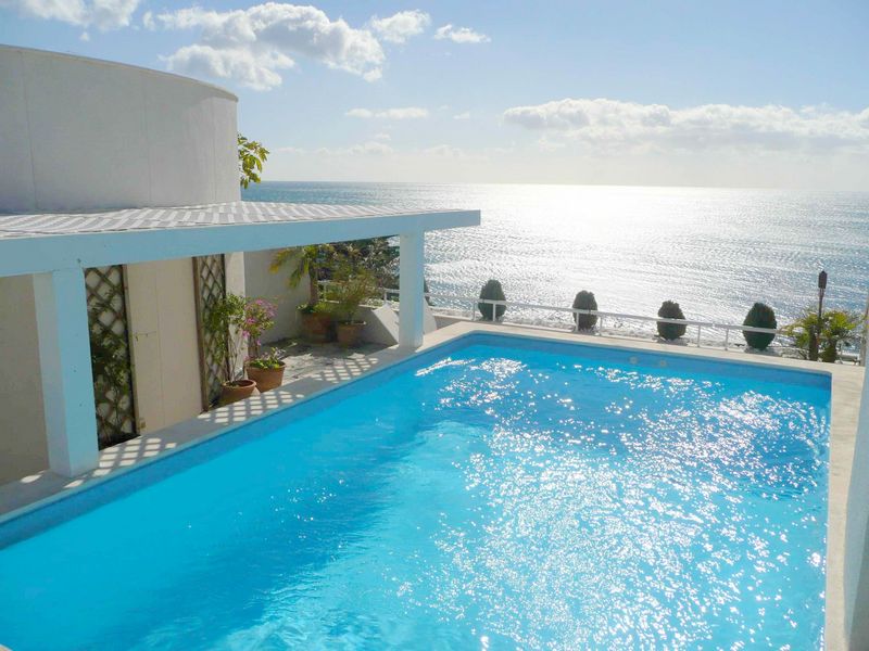Apartment Duplex Penthouse Los Granados Estepona Reduced Price First Line Beachfront Duplex Penthouse 599.000 € (reduced from 697.000 €)