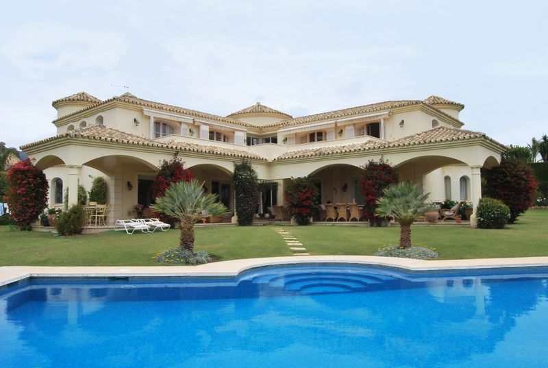 Villa de lujo en venta en Nueva Andalucia 