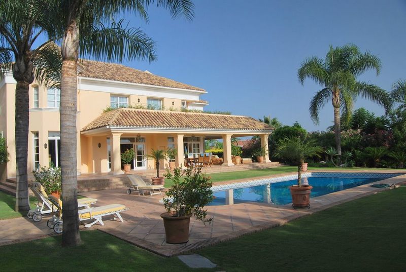 Elegant Villa in Sierra Blanca, Marbella
