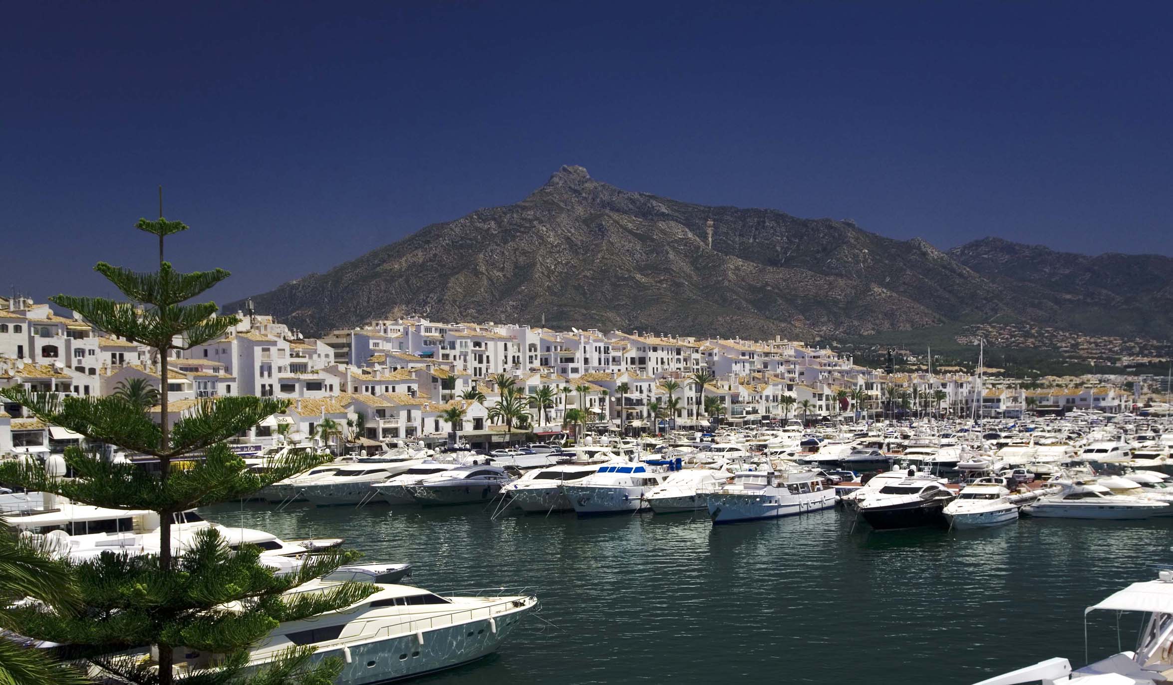 Puerto Banús Glamour Spot On The Mediterranean -