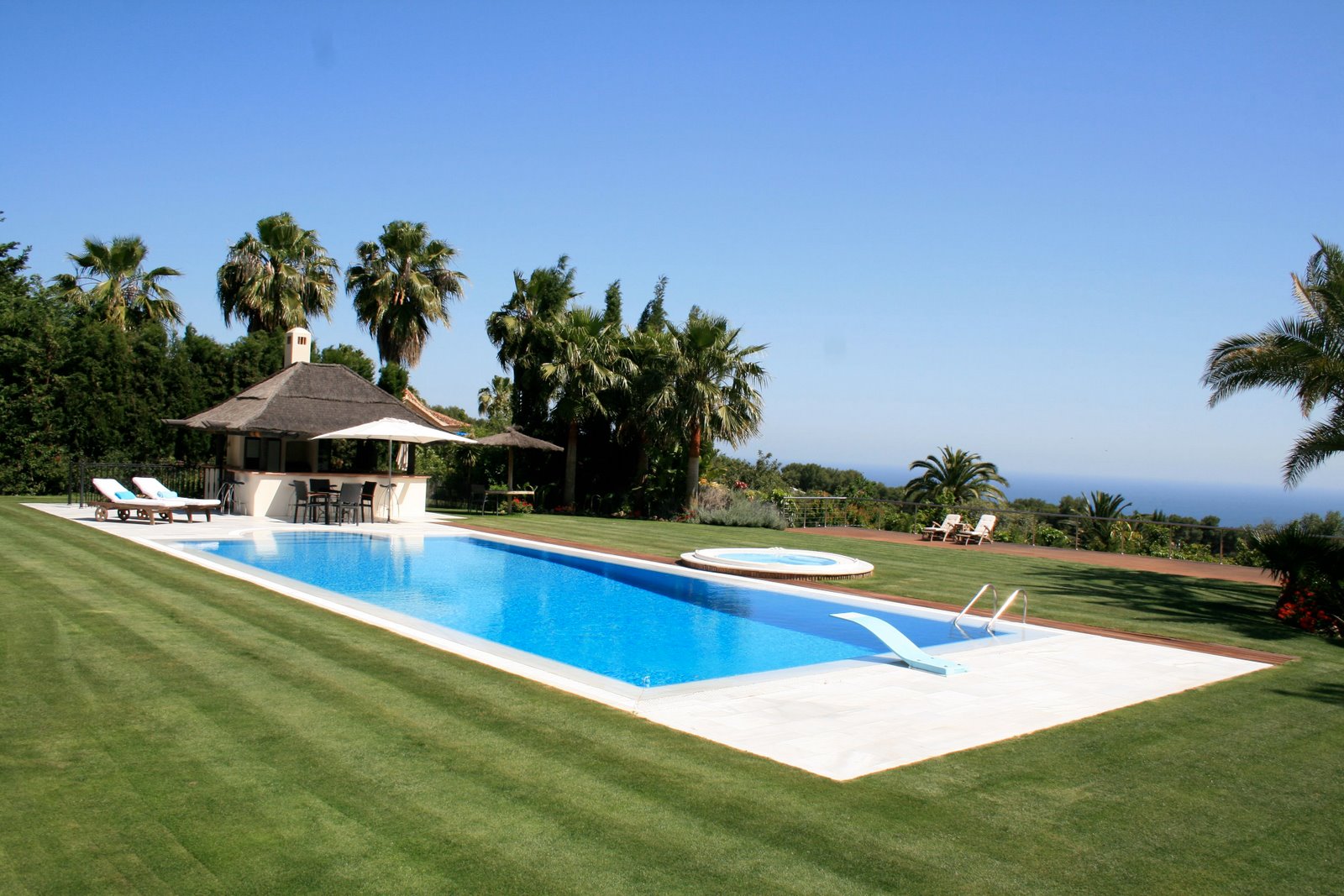 Marbella, life in the lap of luxury
