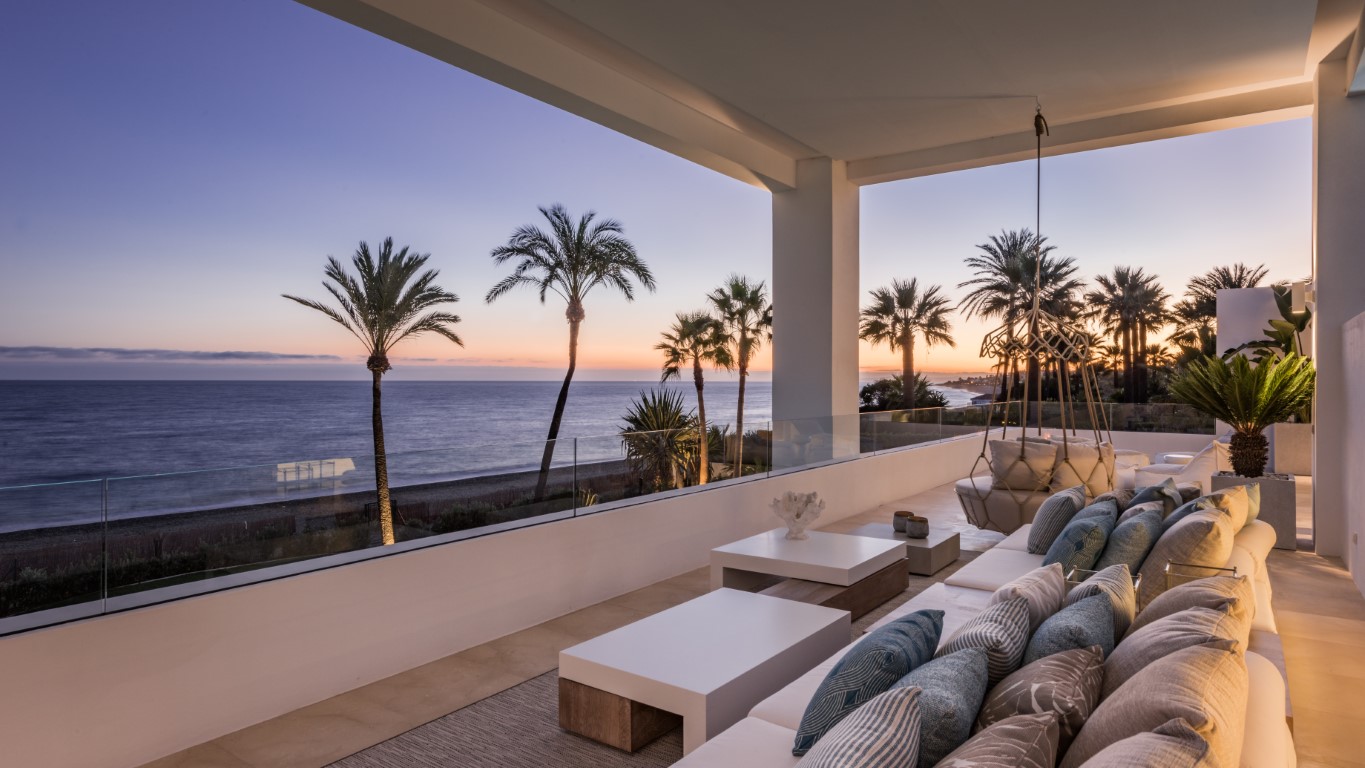 La vida en propiedades de Marbella con terraza