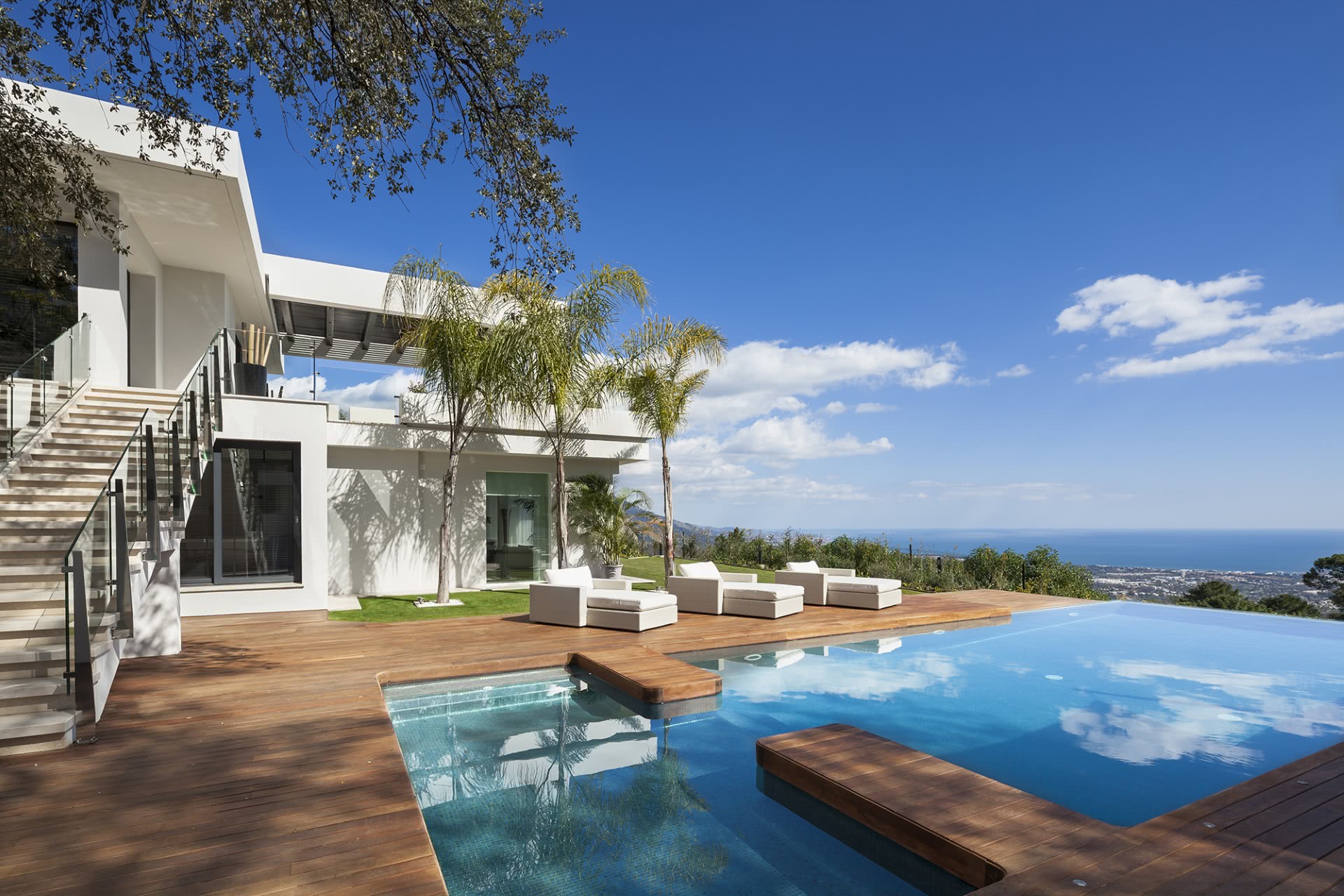 Spanish property sales rebound to best since 2008